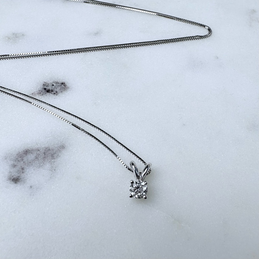 14k White Gold Solitaire Diamond Necklace